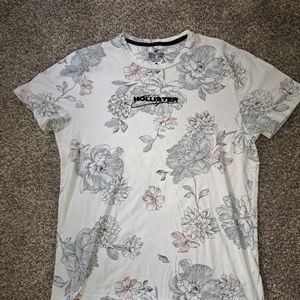 Men's Hollister T Shirt Large